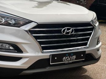Hyundai TUCSON 1.6 CRDi SE Nav DCT Euro 6 (s/s) 5dr