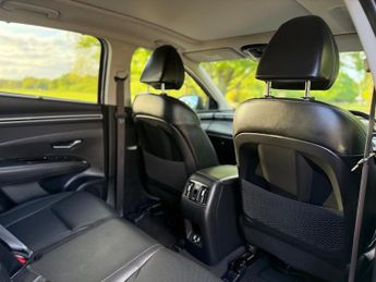 Hyundai TUCSON 1.6 h T-GDi 13.8kWh Ultimate Auto 4WD Euro 6 (s/s) 5dr