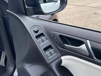 Volkswagen Golf 1.4 TSI GT Cabriolet DSG Euro 5 2dr