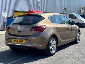 Vauxhall Astra 1.6 16v SRi Auto Euro 5 5dr