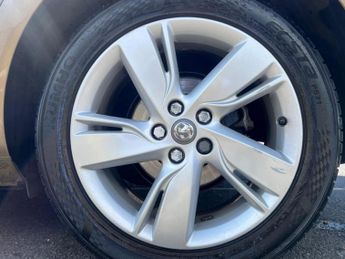 Vauxhall Astra 1.6 16v SRi Auto Euro 5 5dr