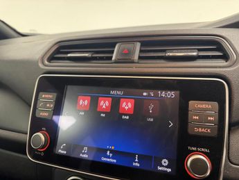 Nissan Leaf 40kWh Acenta Auto 5dr