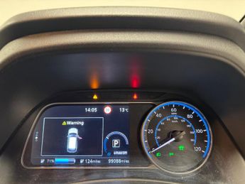 Nissan Leaf 40kWh Acenta Auto 5dr