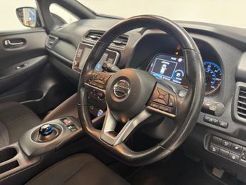 Nissan Leaf 40kWh Acenta Auto 5dr