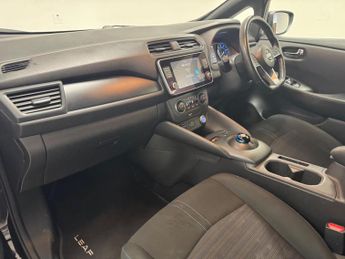 Nissan Leaf 40kWh Acenta Auto 5dr