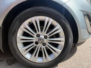 Vauxhall Corsa 1.4 16V SE Auto Euro 5 5dr