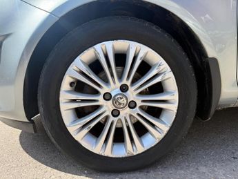 Vauxhall Corsa 1.4 16V SE Auto Euro 5 5dr