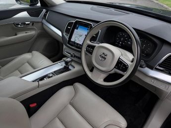 Volvo XC90 2.0 D5 PowerPulse Momentum Pro Auto 4WD Euro 6 (s/s) 5dr