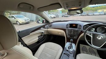 Vauxhall Insignia 2.0 CDTi SE Nav Hatchback 5dr Diesel Auto Euro 5 (160 ps)