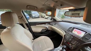 Vauxhall Insignia 2.0 CDTi SE Nav Hatchback 5dr Diesel Auto Euro 5 (160 ps)