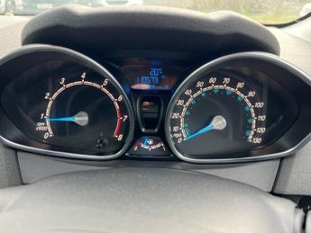 Ford Fiesta 1.0T EcoBoost Zetec S Euro 5 (s/s) 3dr