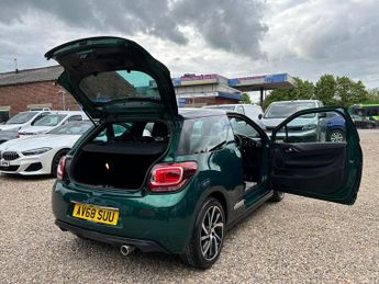 DS AUTOMOBILES DS 3 1.2 PureTech Connected Chic EAT6 Euro 6 (s/s) 3dr