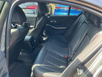 BMW 3 Series 2.0 330e 12kWh M Sport Auto Euro 6 (s/s) 4dr