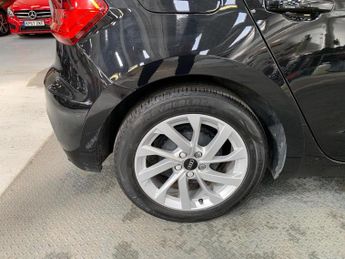 Audi A1 1.0 TFSI 25 Sport Sportback S Tronic Euro 6 (s/s) 5dr