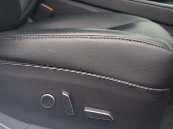 Tesla Model 3 (Dual Motor) Long Range Auto 4WDE 4dr