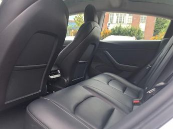 Tesla Model 3 (Dual Motor) Long Range Auto 4WDE 4dr