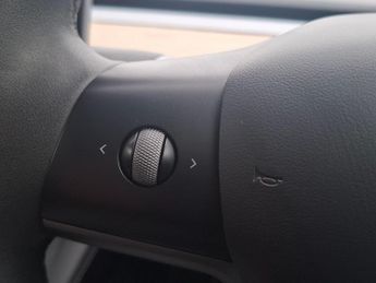 Tesla Model 3 (Dual Motor) Long Range Auto 4WDE 4dr