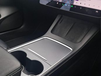 Tesla Model 3 (Dual Motor) Long Range Auto 4WDE 4dr