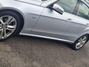 Mercedes-Benz E Class 2.1 E220 CDI BlueEfficiency Executive SE G-Tronic+ Euro 5 (s/s) 