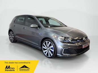 Volkswagen Golf 1.4 TSI 8.7kWh GTE Advance DSG Euro 6 (s/s) 5dr