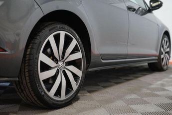 Volkswagen Golf 1.4 TSI 8.7kWh GTE Advance DSG Euro 6 (s/s) 5dr