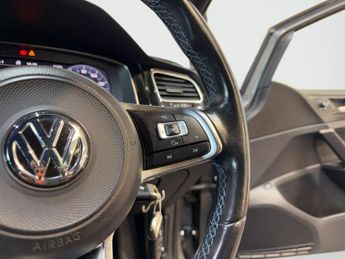 Volkswagen Golf 1.4 TSI 8.7kWh GTE Advance DSG Euro 6 (s/s) 5dr