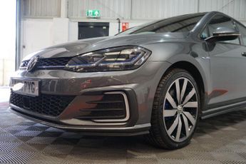Volkswagen Golf 1.4 TSI 8.7kWh GTE Advance DSG Euro 6 (s/s) 5dr