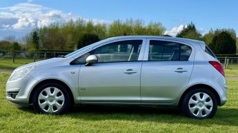 Vauxhall Corsa 1.4i 16v Club 5dr