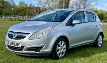 Vauxhall Corsa 1.4i 16v Club 5dr