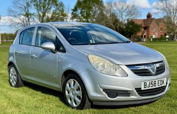 Vauxhall Corsa 1.4i 16v Club 5dr