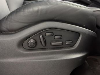 Porsche Cayenne 3.0 V6 E-Hybrid 25.9kWh TiptronicS 4WD Euro 6 (s/s) 5dr