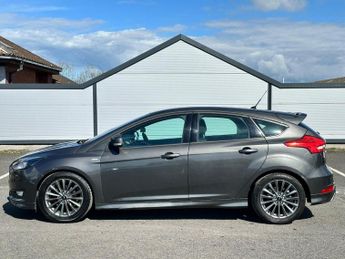 Ford Focus 1.0T EcoBoost ST-Line Auto Euro 6 (s/s) 5dr