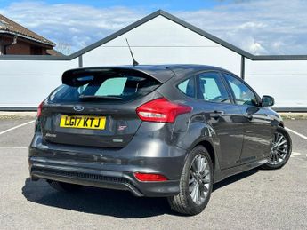Ford Focus 1.0T EcoBoost ST-Line Auto Euro 6 (s/s) 5dr