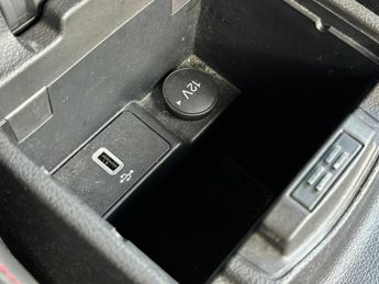 Ford Focus 1.0T EcoBoost ST-Line Auto Euro 6 (s/s) 5dr