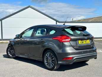 Ford Focus 1.0T EcoBoost ST-Line Auto Euro 6 (s/s) 5dr