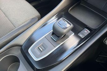 Nissan Qashqai 1.3 DiG-T MH 158 N-Connecta 5dr Xtronic