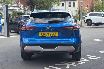 Nissan Qashqai 1.3 DiG-T MH 158 N-Connecta 5dr Xtronic