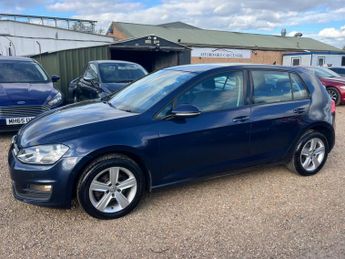 Volkswagen Golf 1.6 TDI BlueMotion Tech Match Euro 5 (s/s) 5dr