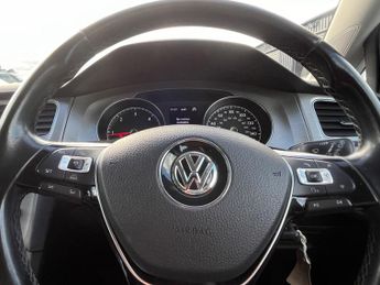 Volkswagen Golf 1.6 TDI BlueMotion Tech Match Euro 5 (s/s) 5dr