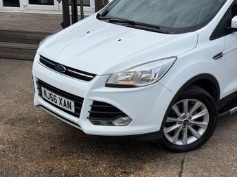 Ford Kuga 2.0 TDCi Titanium Powershift AWD Euro 6 (s/s) 5dr