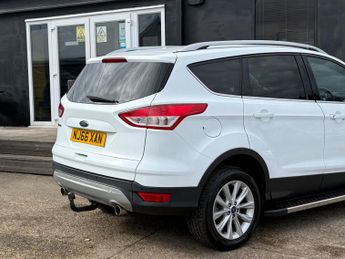 Ford Kuga 2.0 TDCi Titanium Powershift AWD Euro 6 (s/s) 5dr
