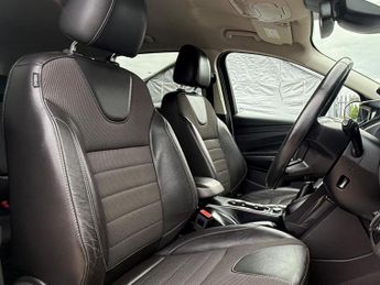 Ford Kuga 2.0 TDCi Titanium Powershift AWD Euro 6 (s/s) 5dr