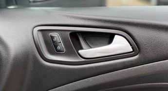 Ford Kuga 2.0 TDCi Titanium Powershift AWD Euro 6 (s/s) 5dr