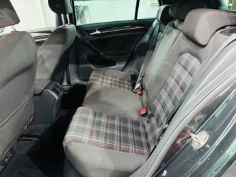 Volkswagen Golf 2.0 TSI BlueMotion Tech GTI Performance DSG Euro 6 (s/s) 5dr
