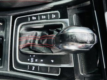 Volkswagen Golf 2.0 TSI BlueMotion Tech GTI Performance DSG Euro 6 (s/s) 5dr