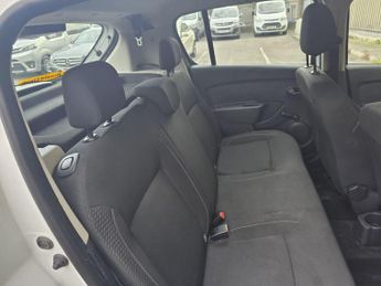 Dacia Sandero 1.0 SCe Essential Euro 6 5dr