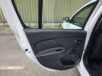 Dacia Sandero 1.0 SCe Essential Euro 6 5dr