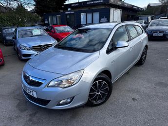 Vauxhall Astra 1.7 CDTi ecoFLEX Exclusiv Sports Tourer Euro 5 5dr