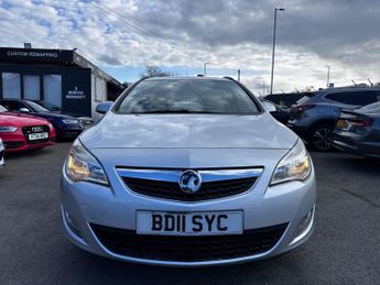 Vauxhall Astra 1.7 CDTi ecoFLEX Exclusiv Sports Tourer Euro 5 5dr