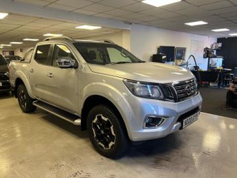 Nissan Navara 2.3 dCi Tekna Auto 4WD Euro 6 4dr